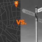 map showing unnamed streets in one image and street signs with names on the other image